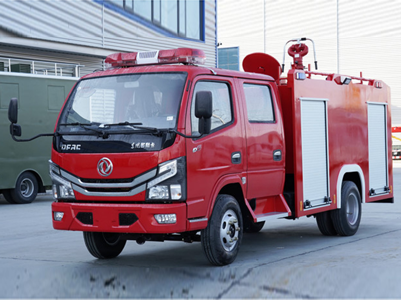 東風2.5方國六水罐消防車