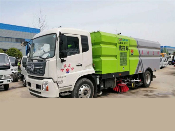 國(guó)六東風(fēng)天錦洗掃車